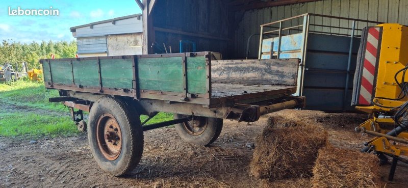 Plateau R SALLE 72 300.jpg