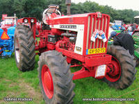 IH 806 4RM