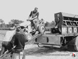 En 1965, IH introduit en France ses tracteurs Cub Cadet. Ici un modèle 70.