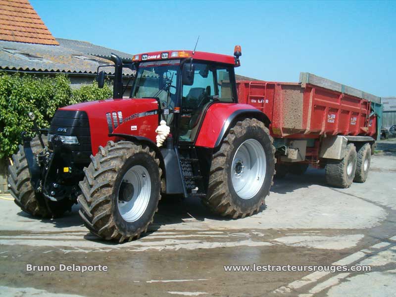 nos tracteurs IH en photo 2/09/05